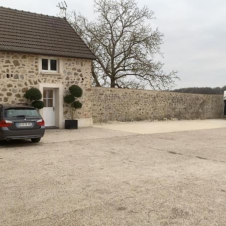 Maison De Campagne Le Baizil Luaran gambar