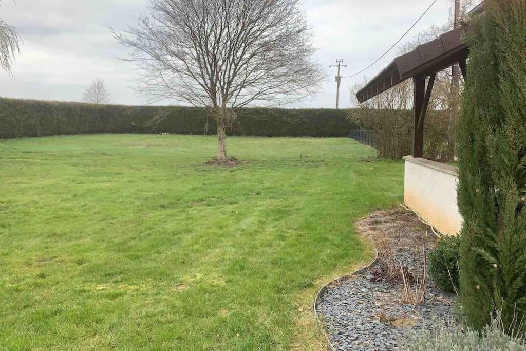 Maison De Campagne Le Baizil Luaran gambar